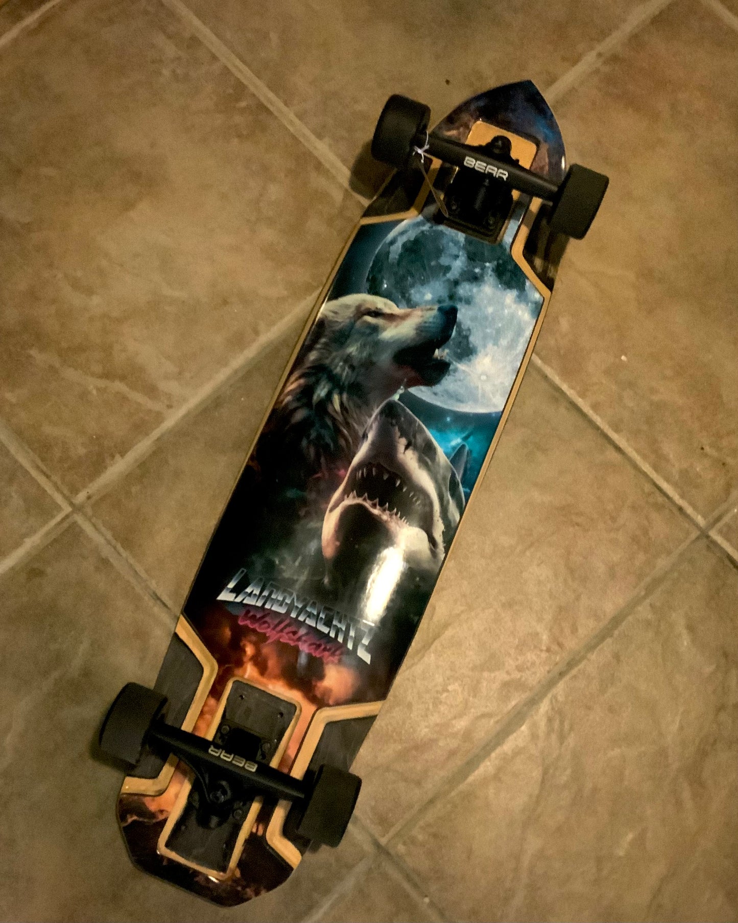 LANYACHTZ - WOLFSHARK