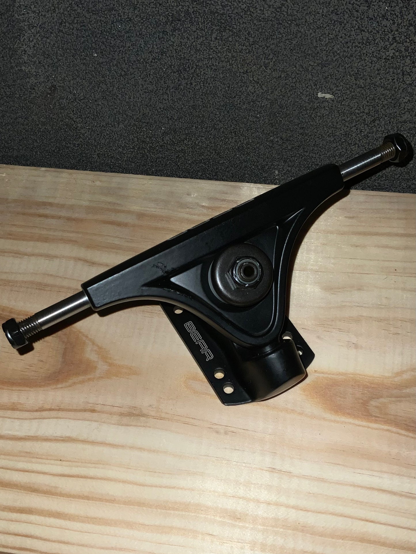 Bear Trucks Gen6 set 50 y 30 grados